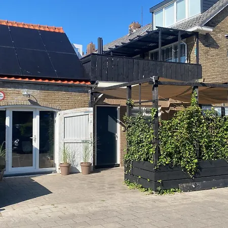 Frühstückspension De Tiny Strandjutter 3*